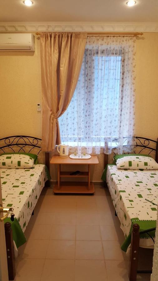 Guest House Gorny Ruchei Gagra Esterno foto