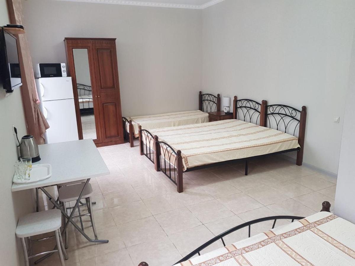 Guest House Gorny Ruchei Gagra Esterno foto