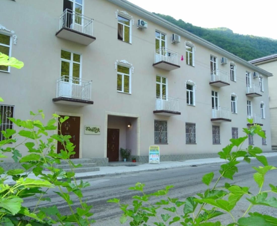 Guest House Gorny Ruchei Gagra Esterno foto